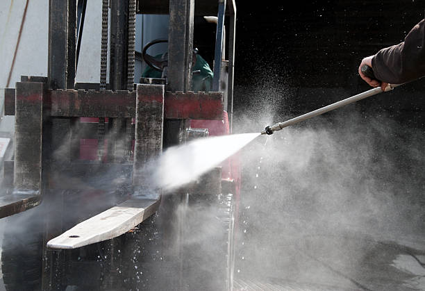 Best Roof Washing  in Conroe, TX